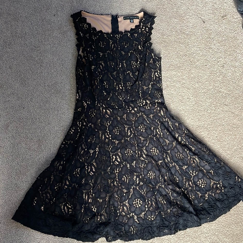 Women’s dress black flower lace overlay on top of tan underlined